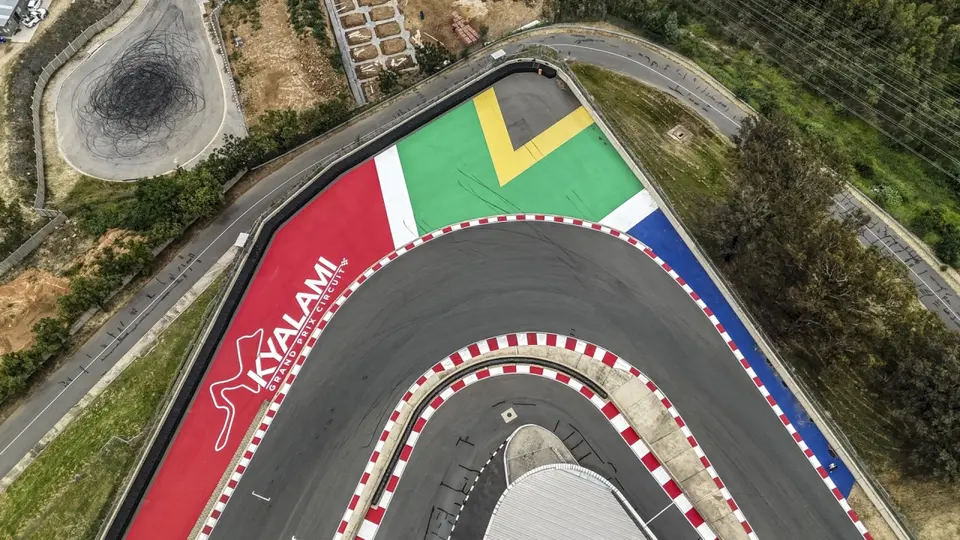 Panorámica del Circuito de Kyalami en Sudáfrica durante una carrera de Moto GP | AFP