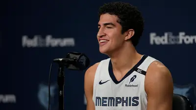 Karim López muestra destellos en su debut de pretemporada con Memphis Grizzlies