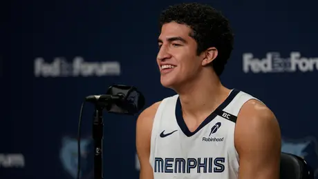 Karim López muestra destellos en su debut de pretemporada con Memphis Grizzlies