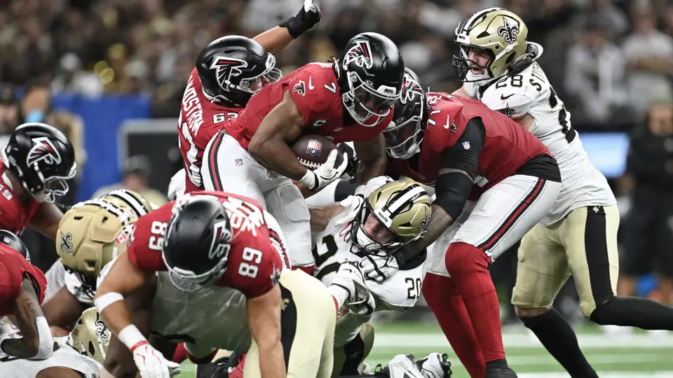 Atlanta Falcons arrollan por tierra a Saints y en el lunes por la semana de la Semana 4