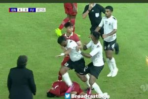 Futbolista le propinó brutal nocaut a su rival durante un partido en Indonesia