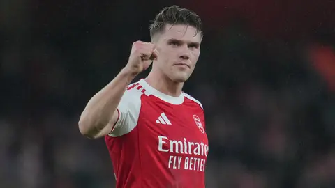 Viktor Gyökeres con Arsenal | AP