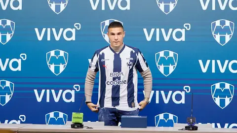 Uros Durdevic en su presentación oficial | MEXSPORT