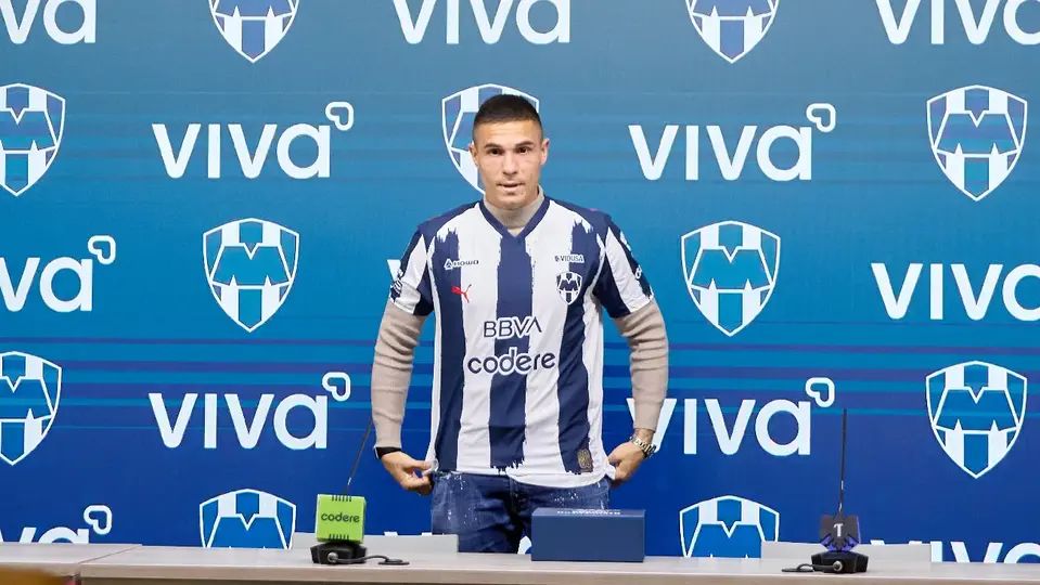 Uros Durdevic en su presentación oficial | MEXSPORT