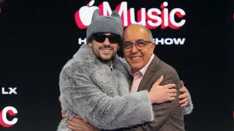 Pepe Segarra y Bad Bunny, creado por IA | Facebook: Pepe Segarra