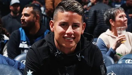 James Rodríguez, presente en la NBA para apoyar a los Timberwolves