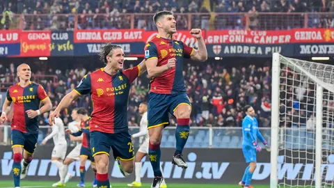 Genoa ante el Napoli l AP