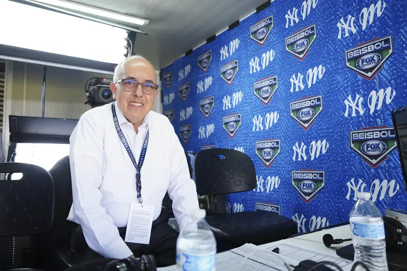 Pepe Segarra en una cabina | IMAGO7