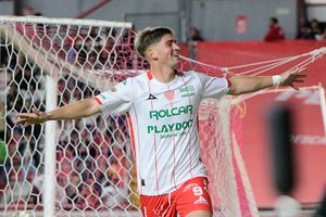 ¡Súper Rayos! Necaxa golea a Atlético de San Luis en el Estadio Victoria