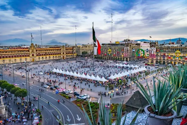 La Canaco CDMX proyecta que el impacto económico se sentirá en varios sectores. / iStock