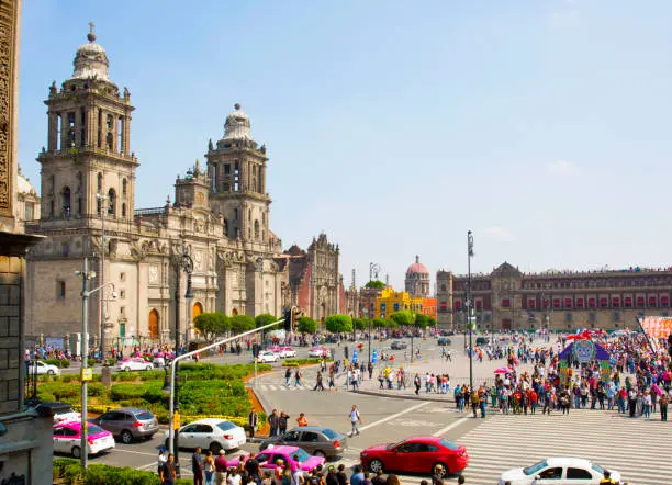 El Gran Baile de Sonideros y Sonideras celebra la tradición musical popular en uno de los espacios públicos más emblemáticos de CDMX. / iStock