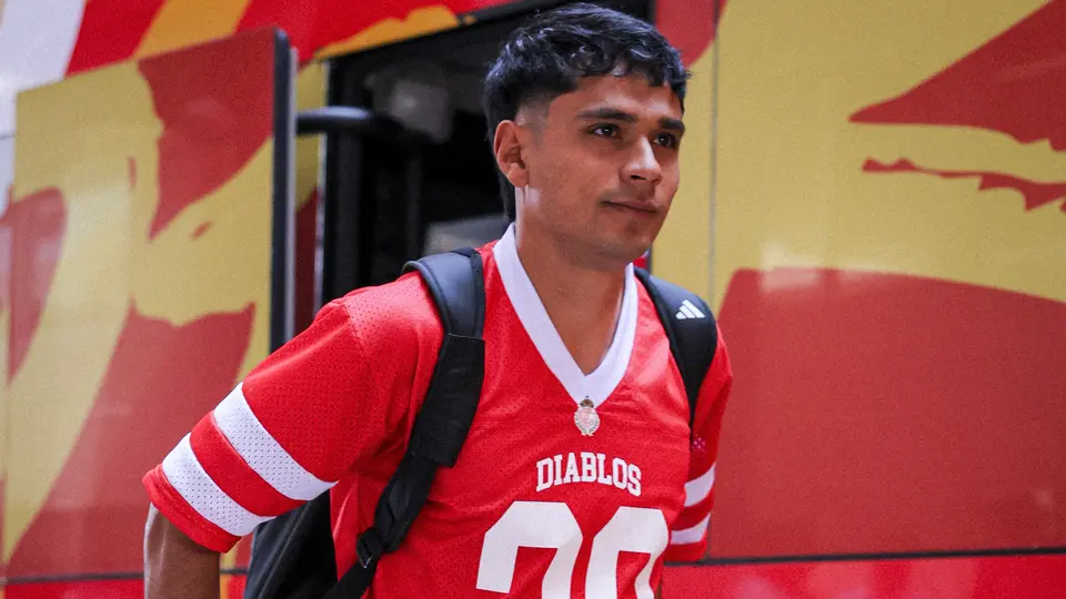 Jorge Díaz Price estrenando la nueva camiseta | X: @TolucaFC