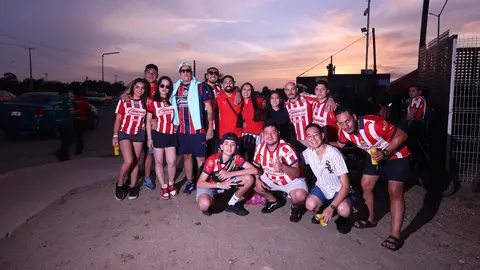 Fans de Chivas en Mazatlán | X: @Chivas