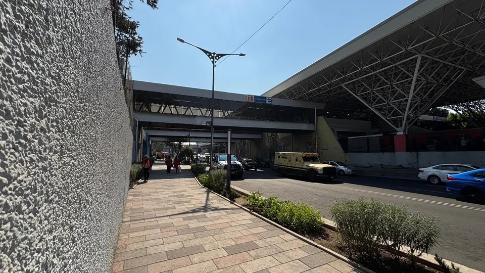 La Línea 2 operará en dos tramos desde las 22:00 horas de lunes a viernes / FB: @MetroCDMX