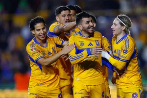 ¡Manita no, 'garrita'! Tigres golea a un Santos sin alma