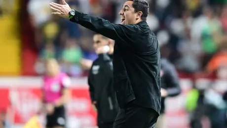 Efraín Juárez se enfoca en Pumas e ignora críticas