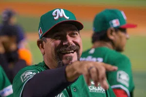 Benjamín Gil pide a la afición mexicana prestarle atención al béisbol