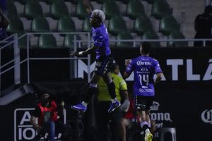 ¡Apareció la ‘Ley del Ex’! Mazatlán golea al León con doblete incluido de Brian Rubio