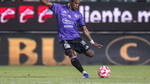 Zurdazo de Édgar Bárcenas l MEXSPORT