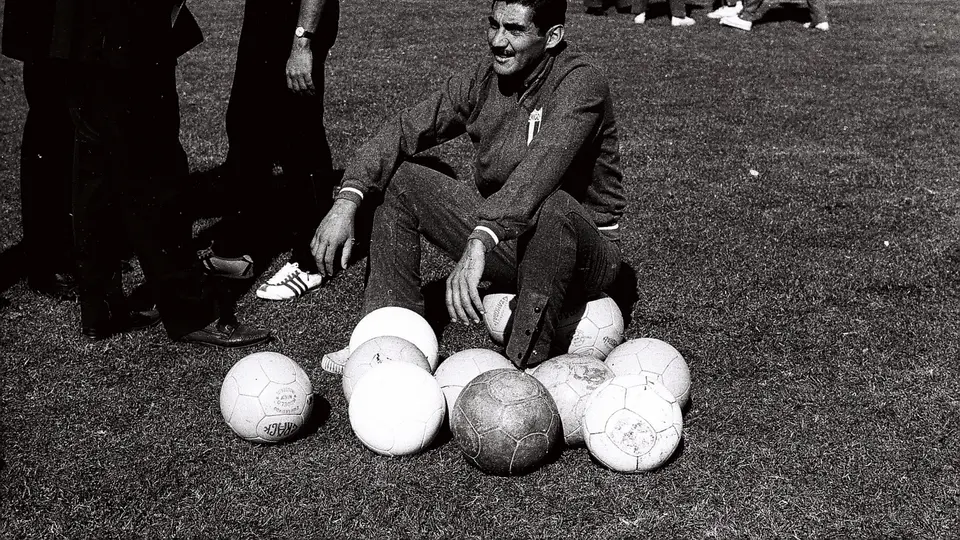 Antonio Carbajal, leyenda del futbol mexicano | MEXSPORT