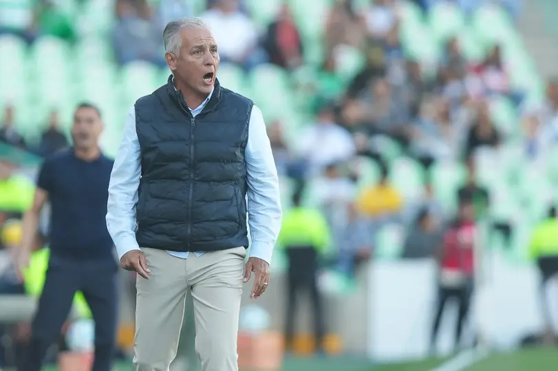 Sergio Bueno, DT del Mazatlán l IMAGO7