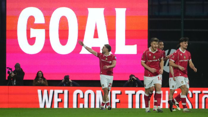 Wrexham United festeja uno de sus goles contra Chelsea en la FA Cup | AP