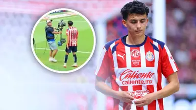 Richard Ledezma se encara con camarógrafo tras ‘roce’ en el Chivas vs Pumas