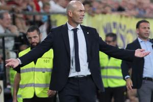 Zinedine Zidane estuvo presente en el Santiago Bernabéu para presenciar el Real Madrid vs Bayern Munich
