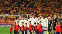 La Selección de España durante la ceremonia previa al amistoso contra Egipto en el RCDE Stadium | AFP