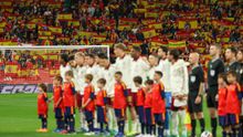 La Selección de España durante la ceremonia previa al amistoso contra Egipto en el RCDE Stadium | AFP