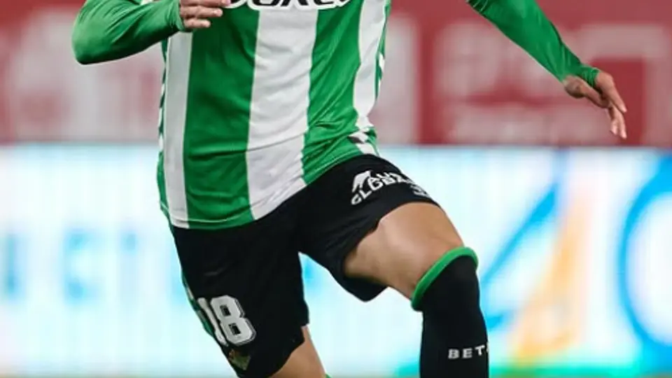 Nelson Deossa jugando con Real Betis l INSTA: @nelsondeossasuarez06