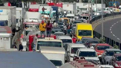 El paro fue pausado por falta de garantías de seguridad, no por solución de demandas./ RS