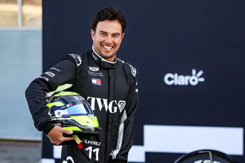 Checo Pérez durante la pretemporada en Bahréin con Cadillac | MEXSPORT