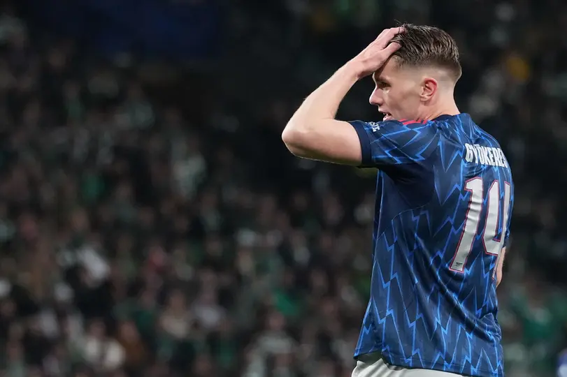 Viktor Gyokeres en lamento con Arsenal en el partido de Champions League contra Sporting Lisboa | AP