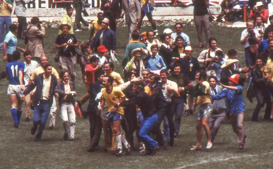 La Selección de Brasil celebra tras su victoria 4-1 ante Italia en la Copa del Mundo México 1970 | MEXSPORT