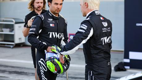 Checo Pérez y Valtteri Bottas durante las pruebas de pretemporada | MEXSPORT