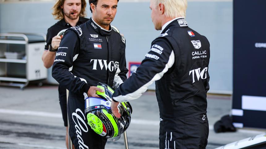 Checo Pérez y Valtteri Bottas durante las pruebas de pretemporada | MEXSPORT