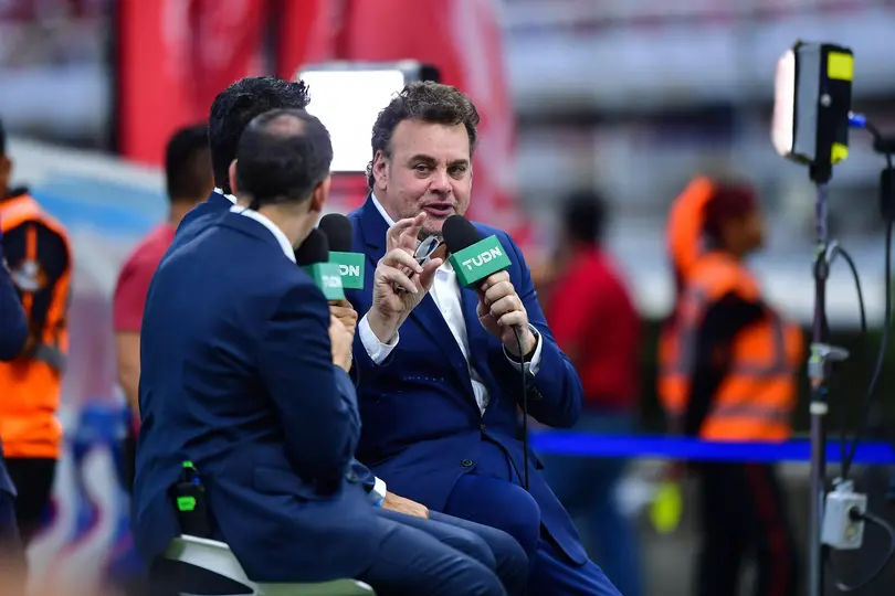 David Faitelson durante una transmisión | MEXSPORT