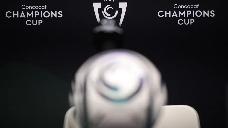 Logo y balón de la Concacaf Champions Cup | MEXSPORT