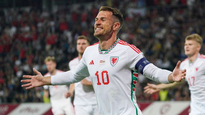 Aaron Ramsey celebra un gol con la Selección de Gales | AP