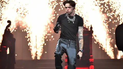 Peso Pluma es uno de los cantantes de corridos tumbados más destacados de la escena/AFP
