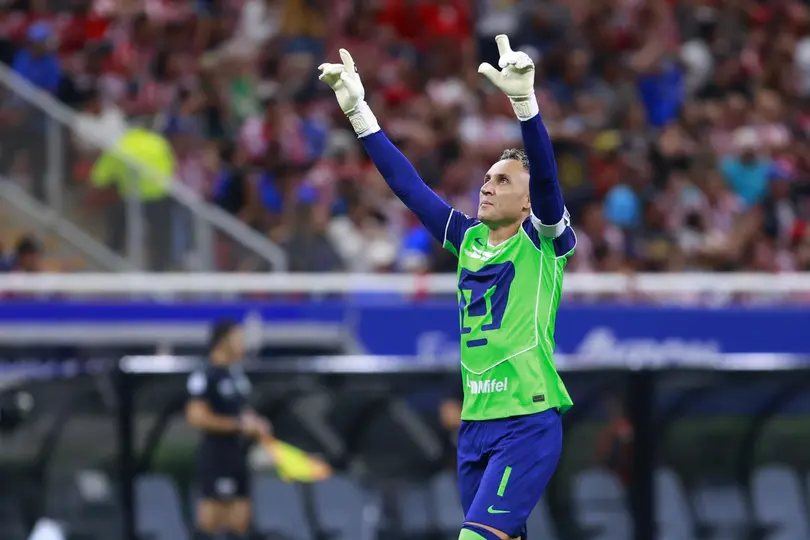 Keylor Navas festeja tras anotación de Universidad Nacional ante Chivas | MEXSPORT