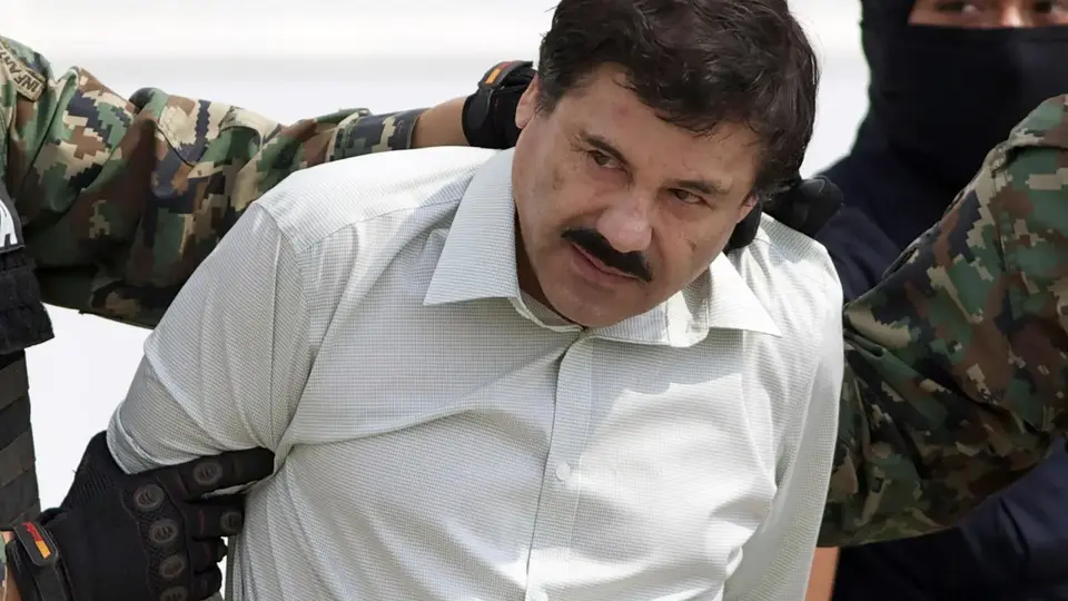 Fuentes de la prisión de máxima seguridad pusieron en duda que Joaquín Guzmán haya redactado personalmente las cartas en inglés./ AP