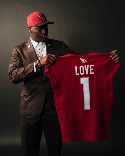 Jeremiyah Love l Instagram: @azcardinals