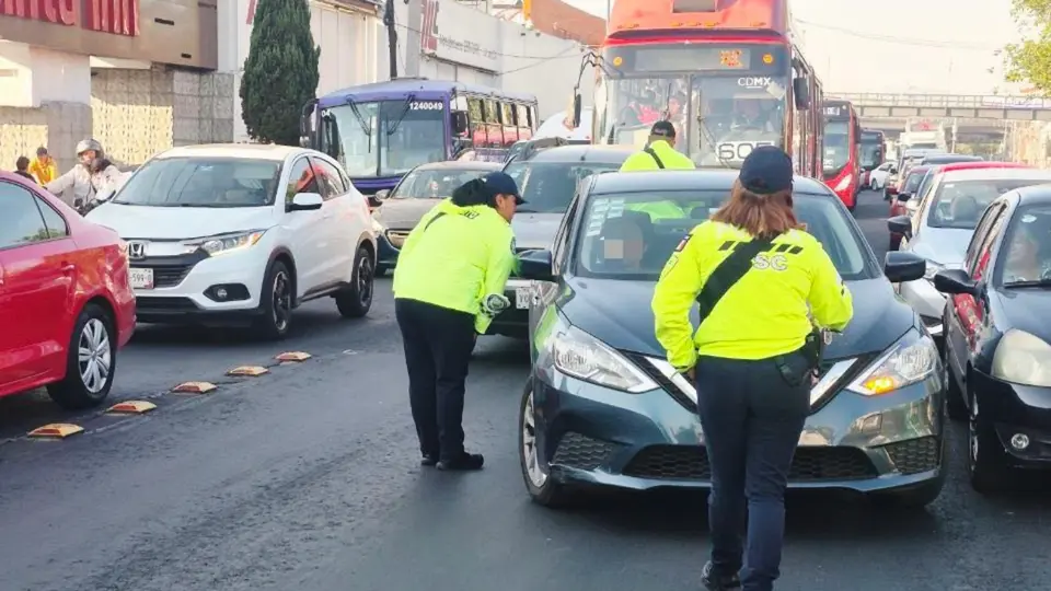 Policías de CDMX te grabarán al momento de levantarte una infracción