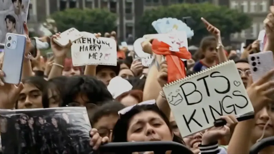 Las más emocionadas de la visita de BTS a Palacio Nacional fueron las Army's / Especial