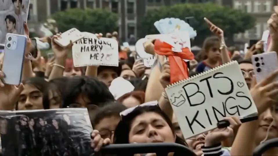 Las más emocionadas de la visita de BTS a Palacio Nacional fueron las Army's / Especial