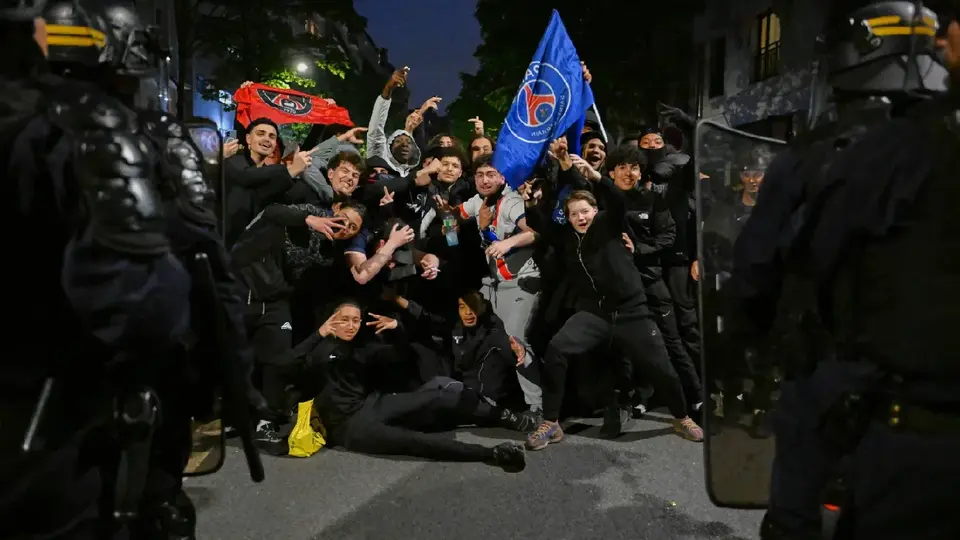 Casi 130 arrestos en París en medio de las celebraciones por la clasificación del PSG a la Final