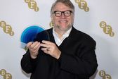 “Nací en México”: Guillermo del Toro emociona tras recibir premio histórico en Reino Unido