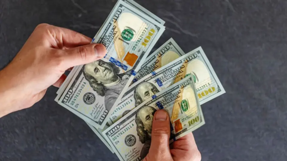 ¿Comprarás dólares este jueves 8 de mayo? Así amanece el peso mexicano